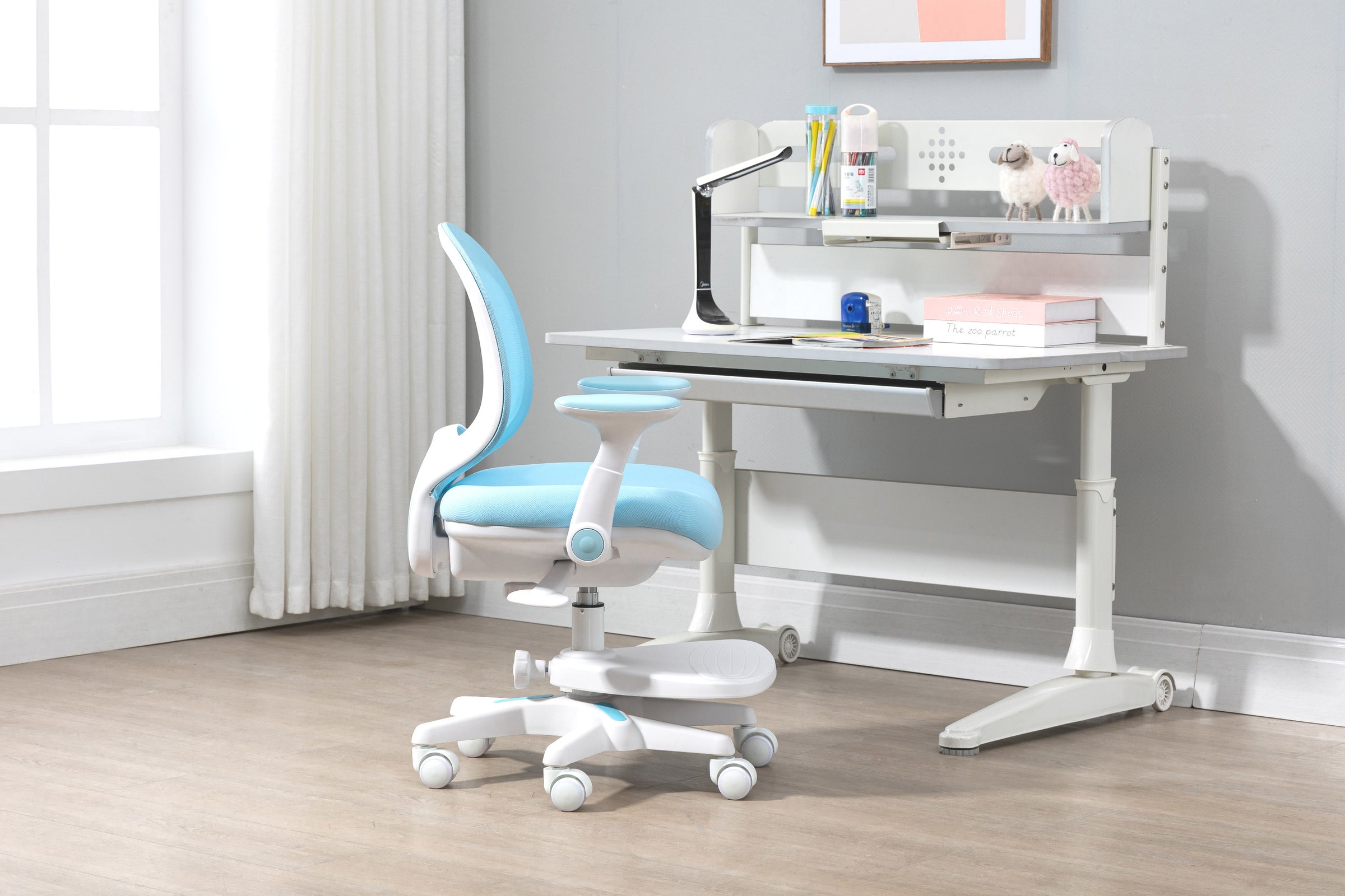 https://www.kzchair.com/cdn/shop/collections/High-Quality-Adjustable-Ergonomic-Reading-Table-Kids-Study-Desk-and-Chair.jpg?v=1671182777&width=2400